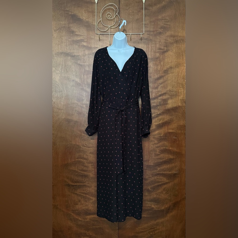 Maison Jules Long Sleeve Wide Leg Cropped Jumpsuit Womens 8 Black Ladybug Print